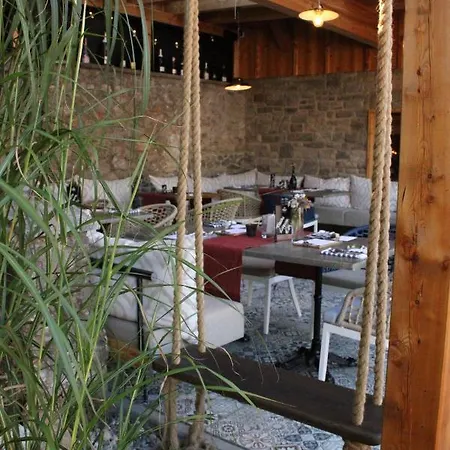 Zillertal Klee Mit Restaurant Kleementine