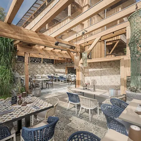 公寓 Zillertal Klee Mit Restaurant Kleementine