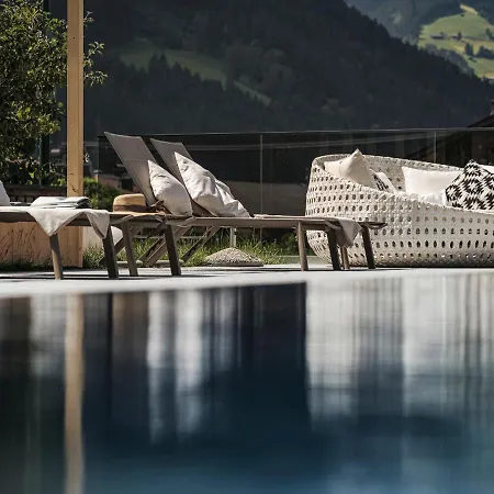 Zillertal Klee Mit Restaurant Kleementine