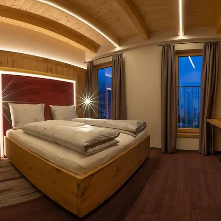 Zillertal Klee Mit Restaurant Kleementine * Ried im Zillertal