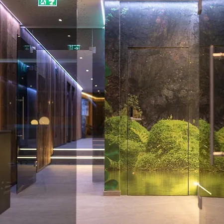 Zillertal Klee Mit Restaurant Kleementine *