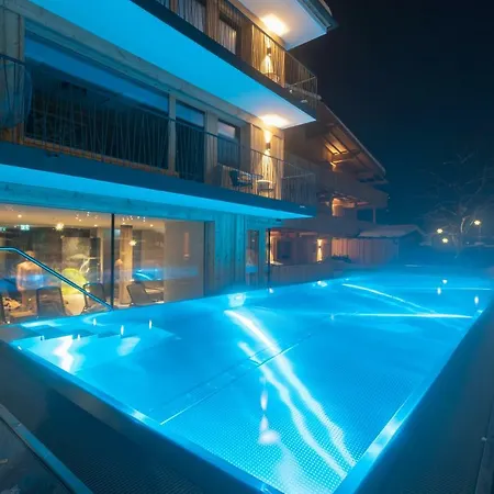 Zillertal Klee Mit Restaurant Kleementine Рид-им-Циллерталь