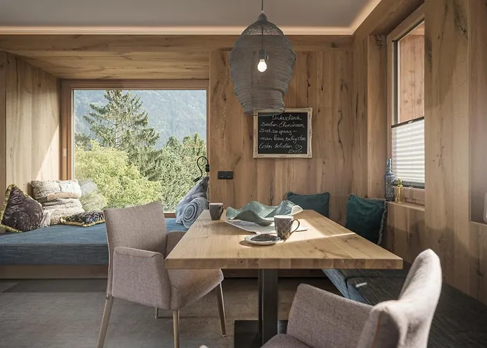 Zillertal Klee Mit Restaurant Kleementine *