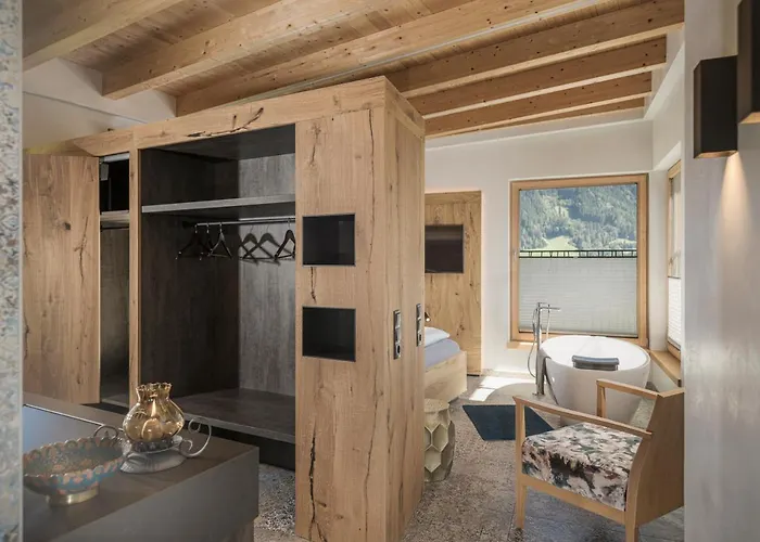 Zillertal Klee Mit Restaurant Kleementine