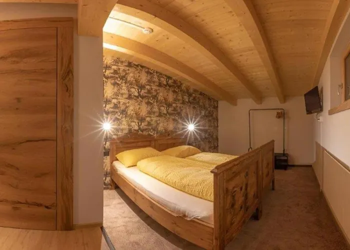 Zillertal Klee Mit Restaurant Kleementine Apartment Ried im Zillertal