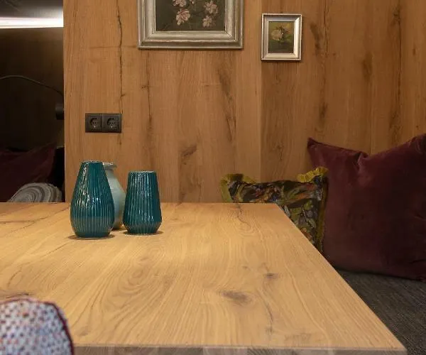 Apartment Zillertal Klee Mit Restaurant Kleementine Ried im Zillertal