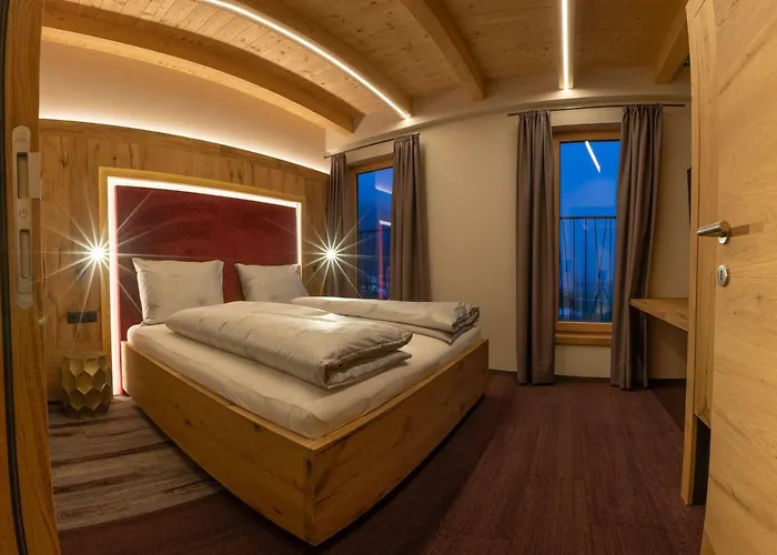 Zillertal Klee Mit Restaurant Kleementine * Ried im Zillertal