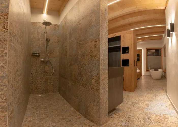 Zillertal Klee Mit Restaurant Kleementine *