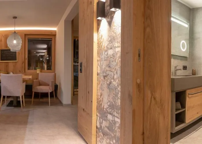 Apartment Zillertal Klee Mit Restaurant Kleementine