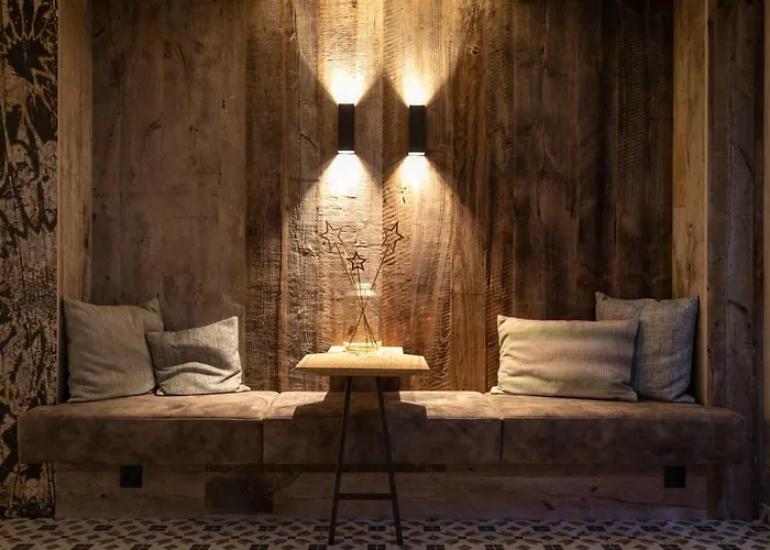 Zillertal Klee Mit Restaurant Kleementine