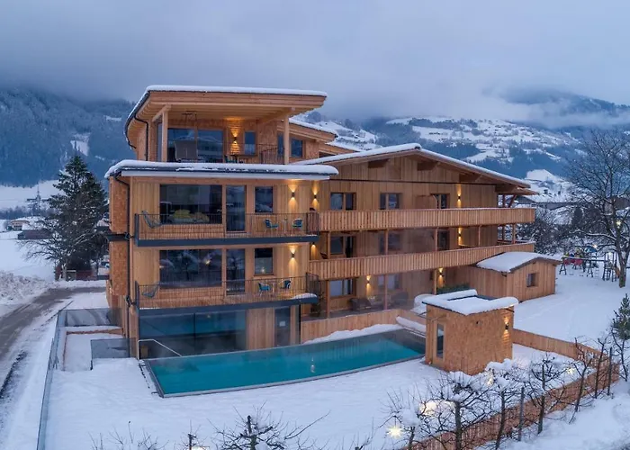 Zillertal Klee Mit Restaurant Kleementine Ried im Zillertal